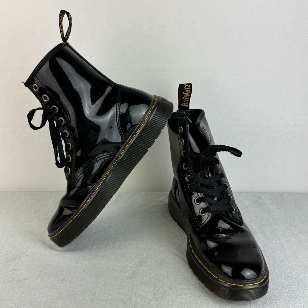 Dr. Martens Zavala Combat Boot Patent Leather Shiny Black Size Ladies 7 Men 6